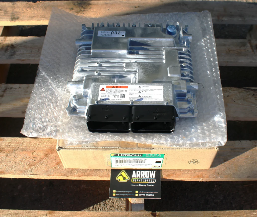 HITACHI/ISUZU ENGINE CONTROL UNIT (ECU) PART NO. 8983295700 FITS HITACHI ZX470-6