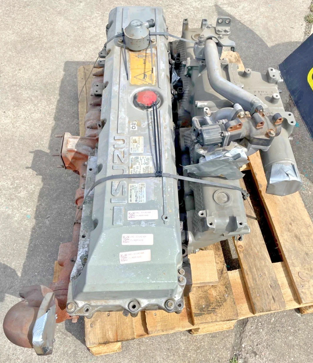 GENUINE HITACHI / ISUZU 6WG1 CYLINDER HEAD - Image 7